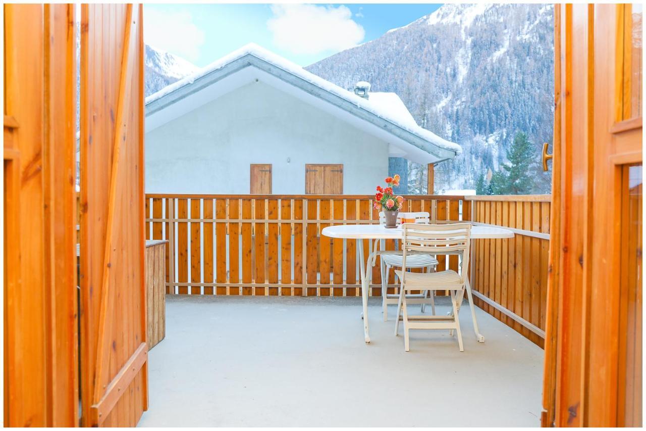 Casa Quadrifoglio A 3 Minuti Dalle Piste Da Sci Apartment Gressoney-Saint-Jean Bagian luar foto